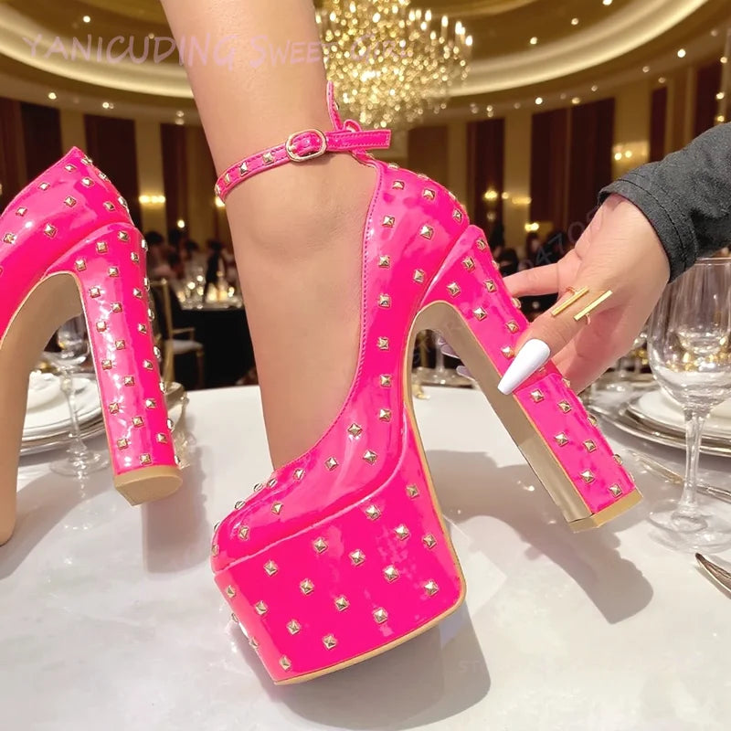 Rose Red Patent Leather Small Metal Rivets Inlaid Platform Pump Girl Cute Party Sweet Heels Round Sandals Nude Skin Khaki Shoes